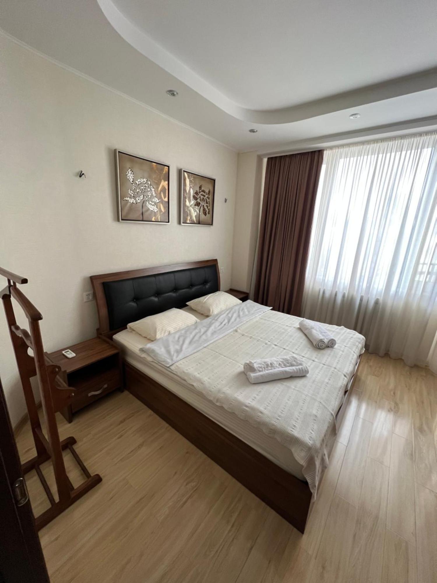 Lost In Tbilisi Apartment ภายนอก รูปภาพ